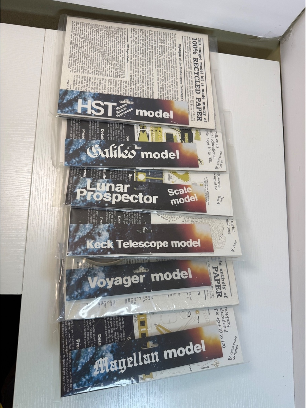 6 Vintage SCI NASA Spacecraft Model Kits Hubble Voyager Galileo Keck Magellan